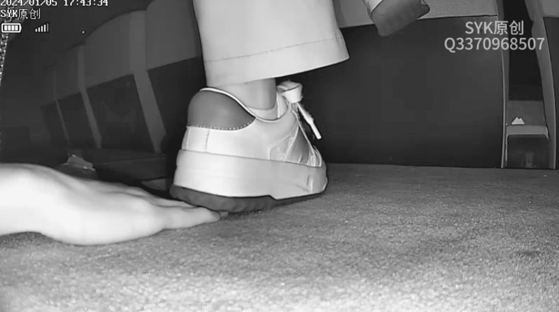 Converse High-Top Shoe + Sneaker Candid Trample on Hand