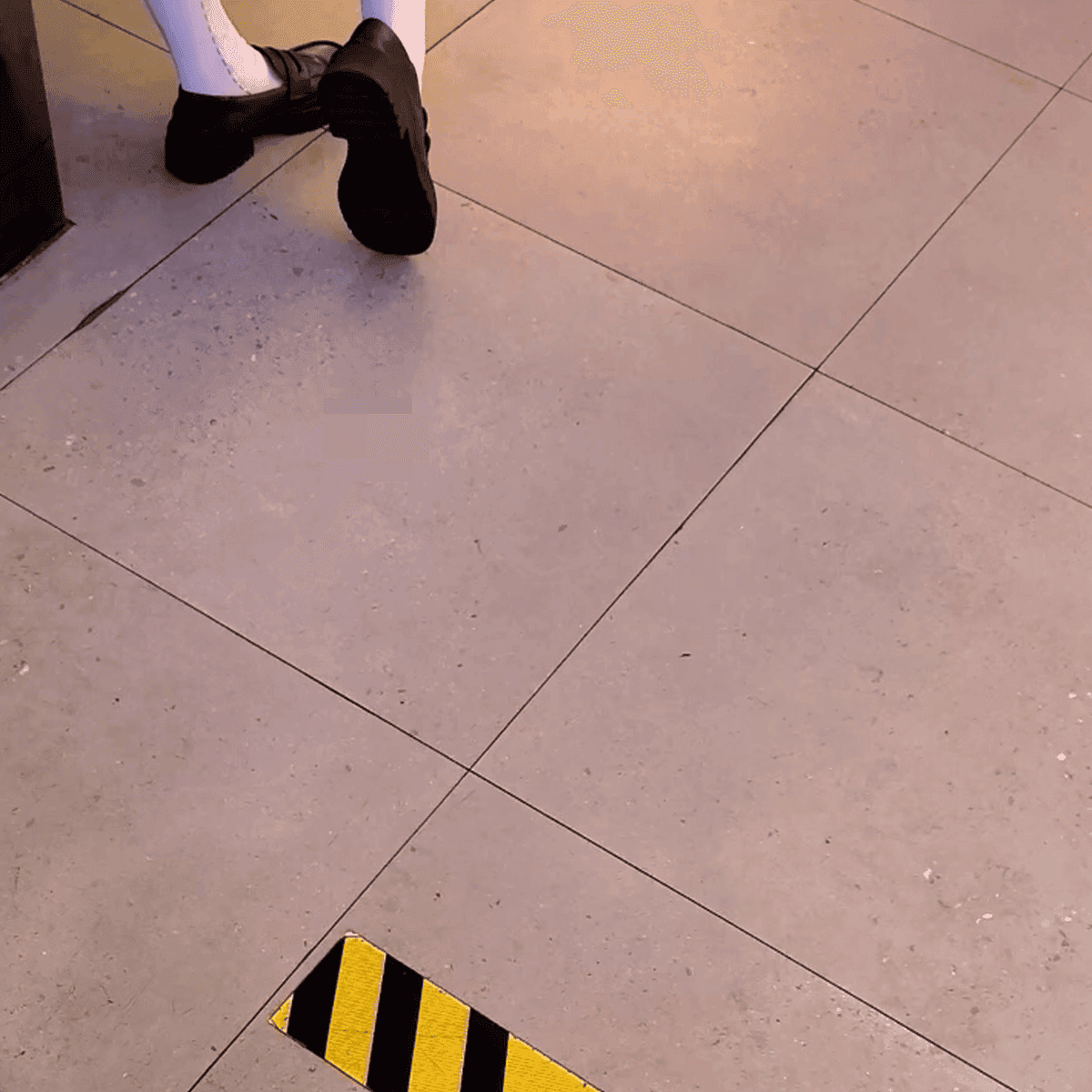 Anime convention cosplay girl in boots + white-socked leather shoes + Mary Janes candid crush