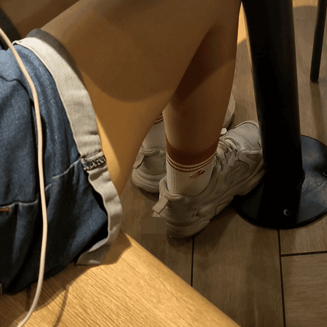 Shopping mall aisle passing women candid crush + Lady next seat in sneakers candid crush