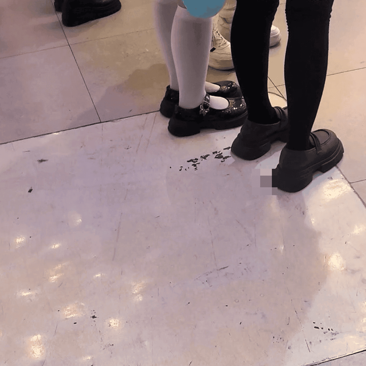 Anime convention girl black ankle boots candid crush + Cosplay girl leather shoes candid crush