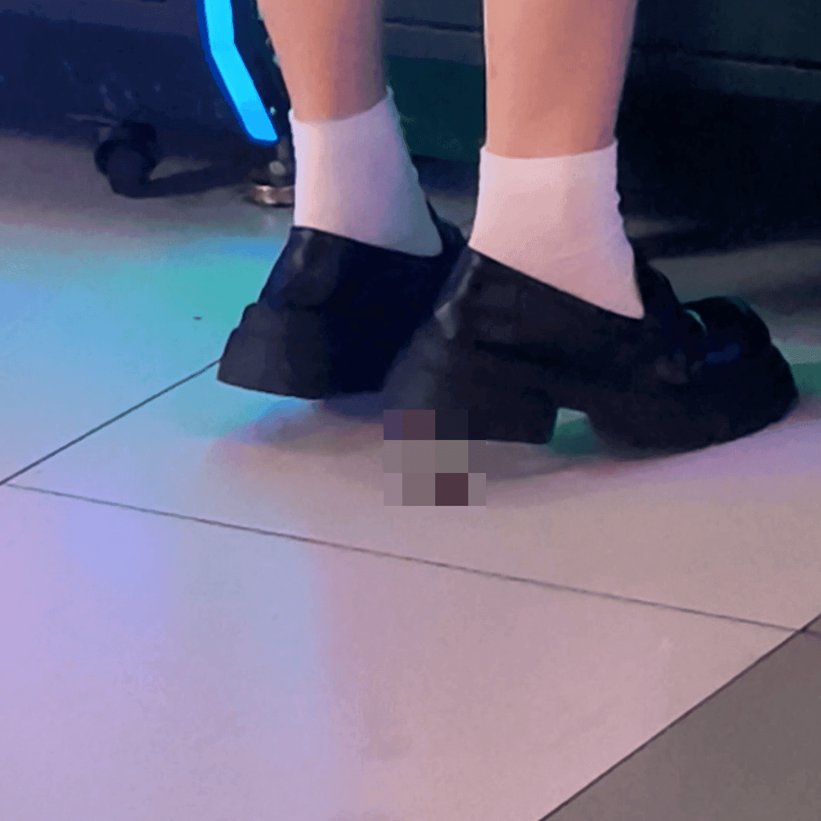Basketball shooting machine lady in short boots and leather shoes + Dance machine lady in platform shoes candid crush