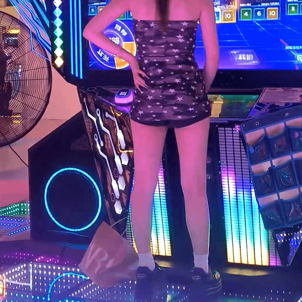 Basketball shooting machine lady in short boots and leather shoes + Dance machine lady in platform shoes candid crush