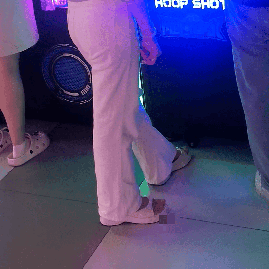 Game arcade lady in leather shoes and flats candid crush repeatedly