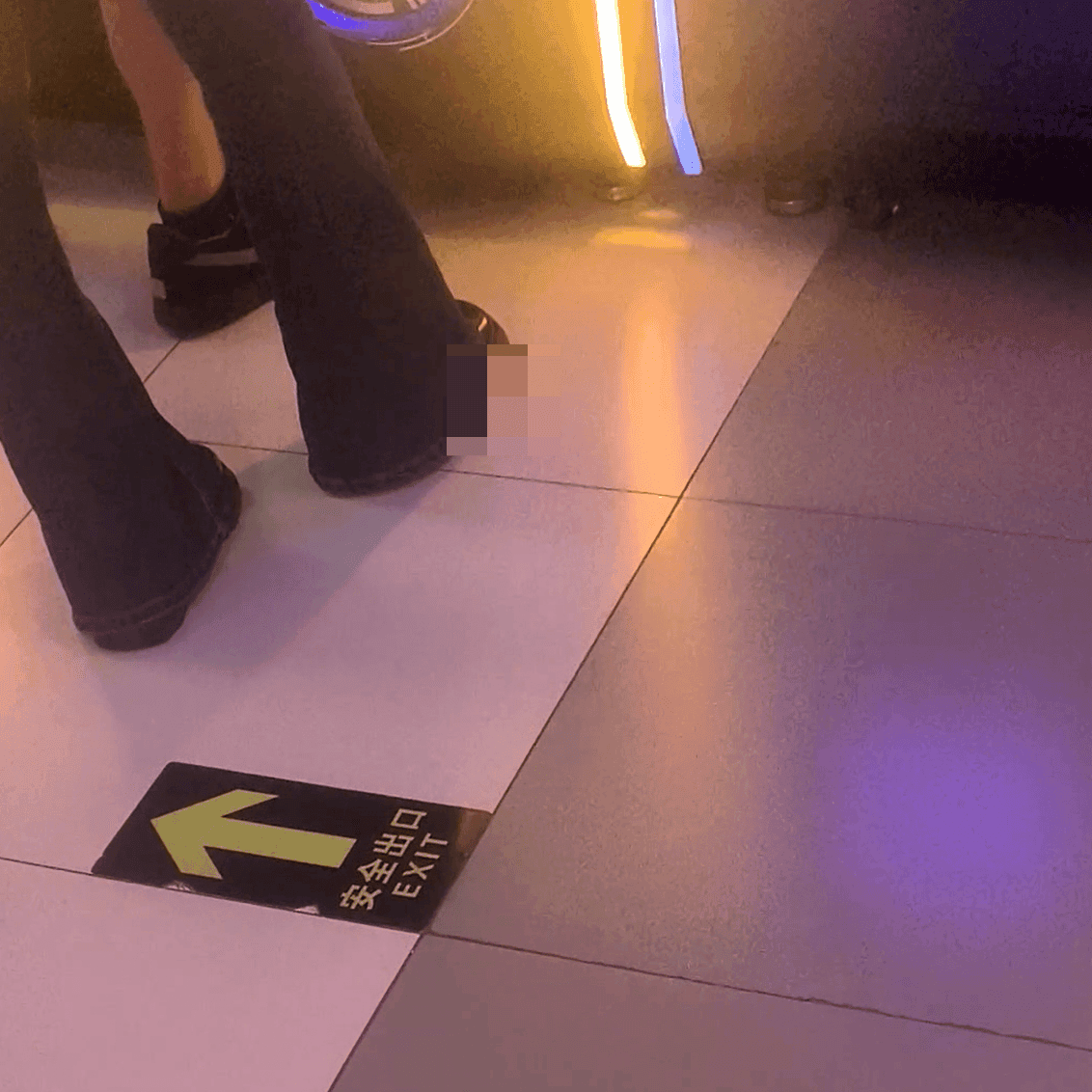 Game arcade leather shoes + Outdoor plaza women in chunky heels and boots candid crush
