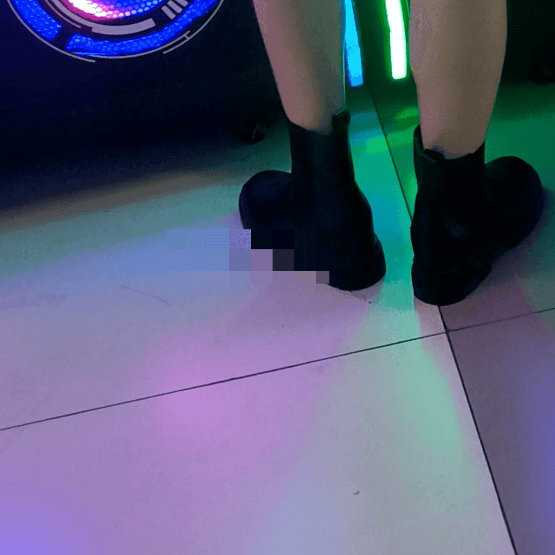 Anime convention cosplay lady in chunky-heeled leather shoes and ankle boots candid crush