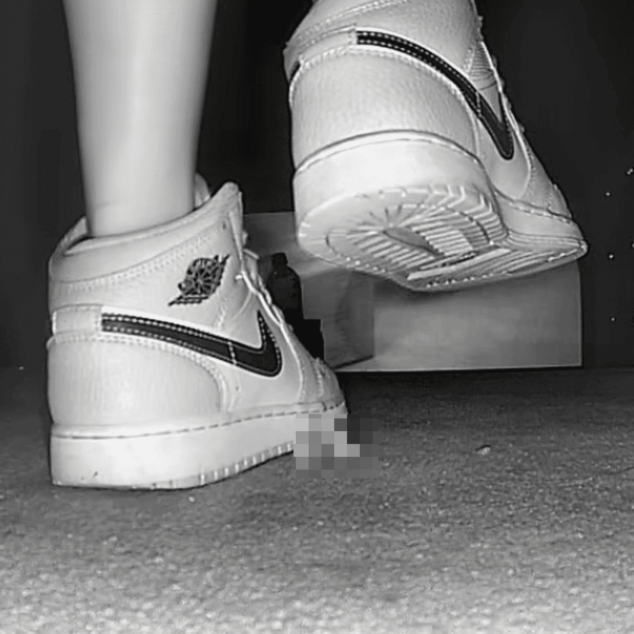 Cinema girl candid crush with Nike Air Force 1 sneaker