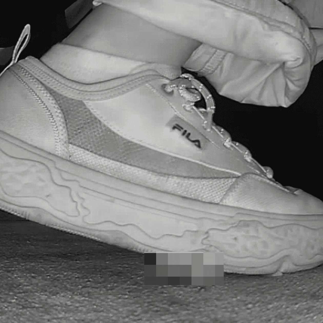 Three girls in cinema candid crush with Fila and Skechers sneakers